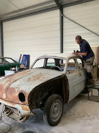 restauration voiture ancienne à Veuzain-sur-Loire - image 4